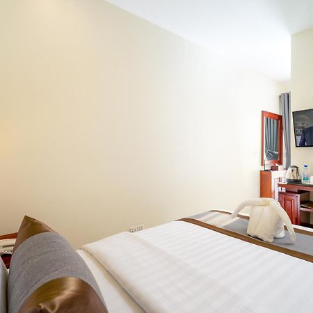 Mony Reach Angkor Hotel Siem Reap Exterior foto