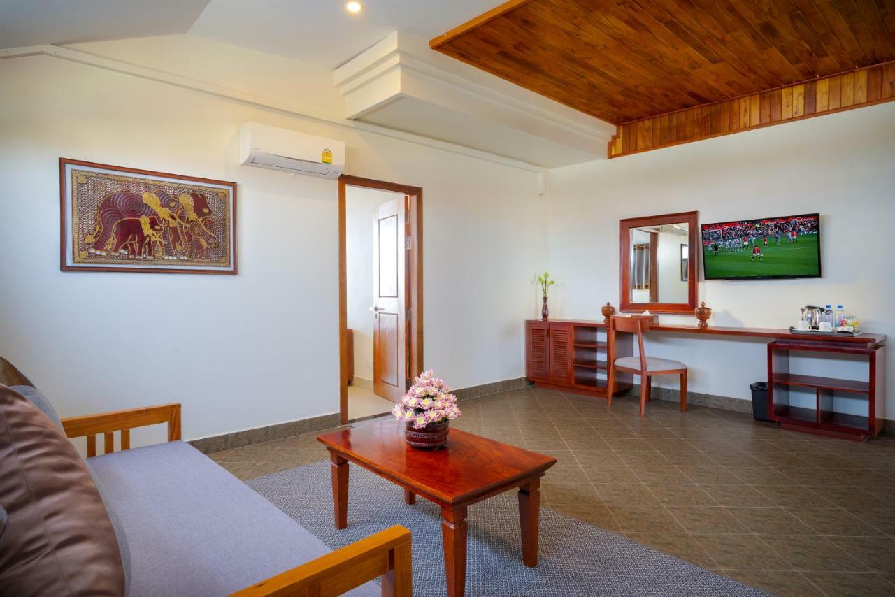 Mony Reach Angkor Hotel Siem Reap Exterior foto